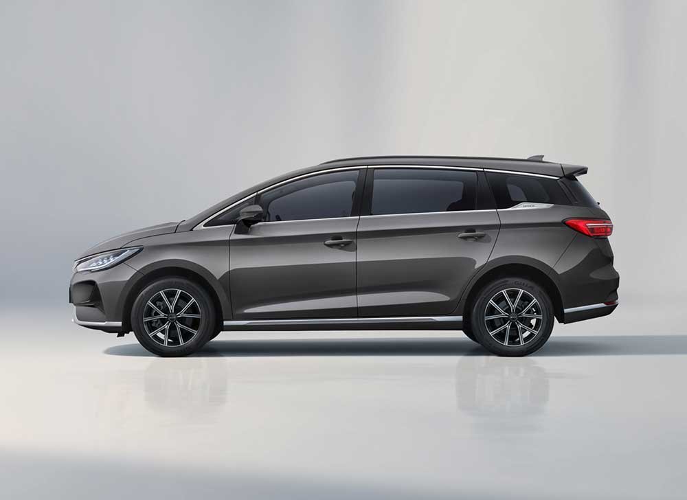 Harga BYD M6 di Pontianak